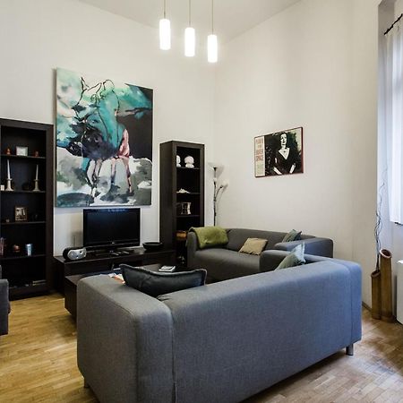 Family Suite By Heroes' Square Budapeste Exterior foto