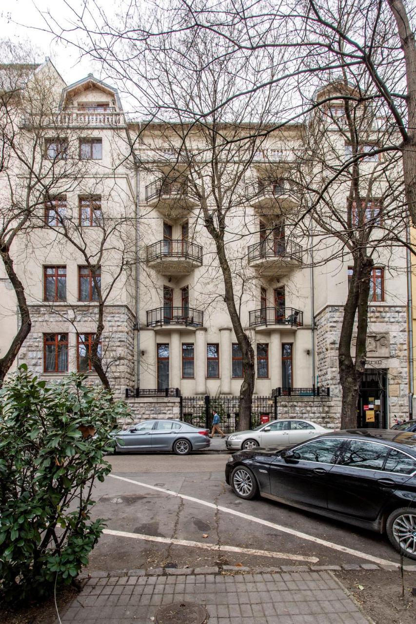 Family Suite By Heroes' Square Budapeste Exterior foto