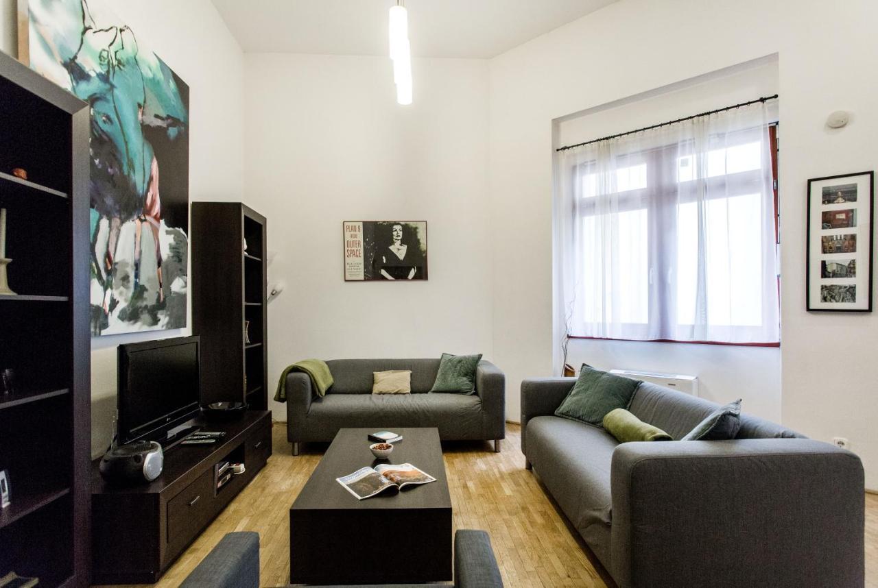 Family Suite By Heroes' Square Budapeste Exterior foto